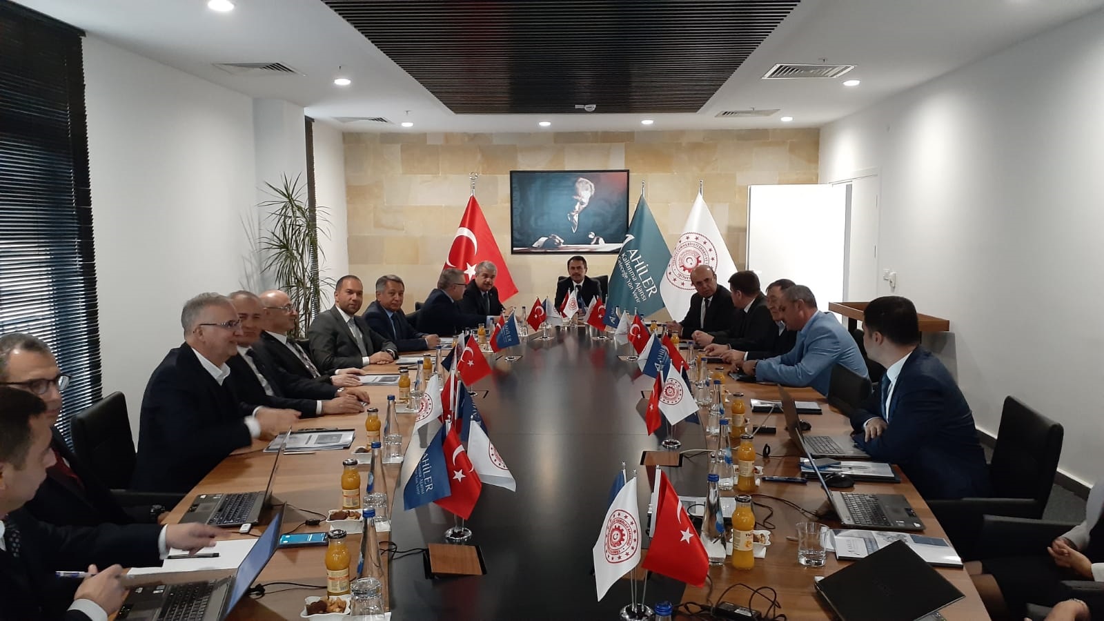 Ahika Yönetim Kurulu Kasım Ayı Toplantısı Nevşehir’de Yapıldı
