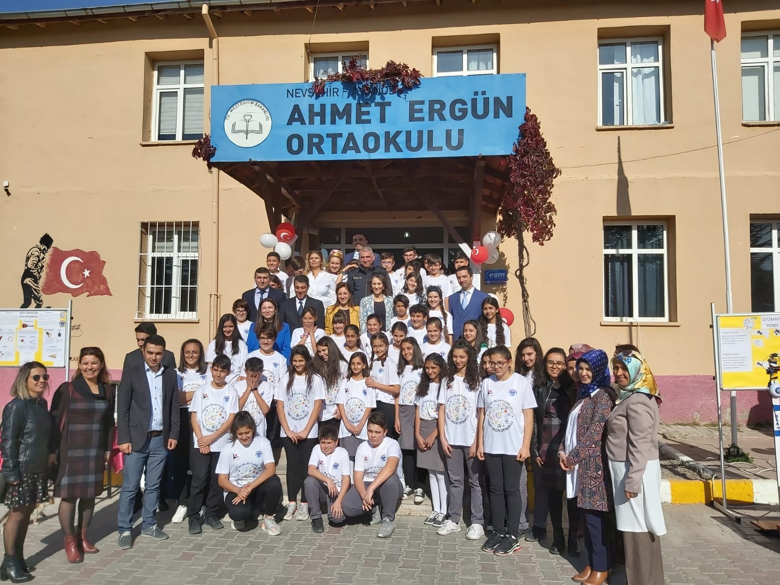 Nevşehir Valisi İlhami AKTAŞ TÜBİTAK 4006 Bilim Fuarının Açılışını Yaptı