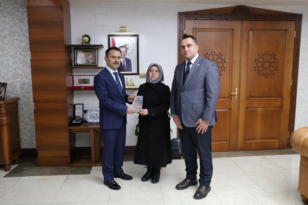 İL GÖÇ İDARESİ MÜDÜRLÜĞÜNDEN VALİLİK ZİYARETİ