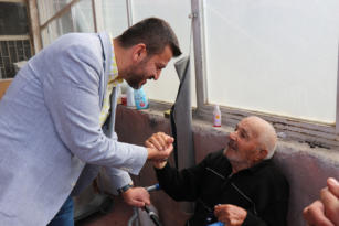 ÜRGÜPLÜ ENGELLİ VE YAŞLILAR BELEDİYEYE ERİŞİMİN SEVİNÇİNİ YAŞAYACAKLAR