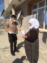 Emniyet Ekipleri Yardımların Dağıtımına Başladı