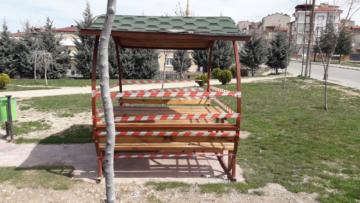 KORONAVİRÜS TEDBİRLERİ KAPSAMINDA PARKLAR KULLANIMA KAPATILDI