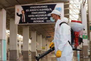 KAPALI PAZAR YERİ DEZENFEKTE EDİLDİ