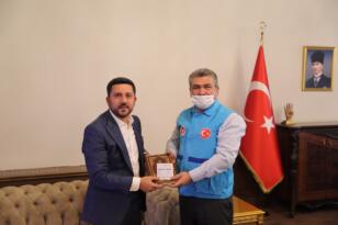 BELEDİYE BAŞKANI RASİM ARI, KURBAN VEKÂLETİNİ TDV’YE VERDİ