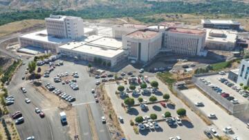 DEVLET HASTANESİ ÇEVRESİNDE SON RÖTUŞLAR