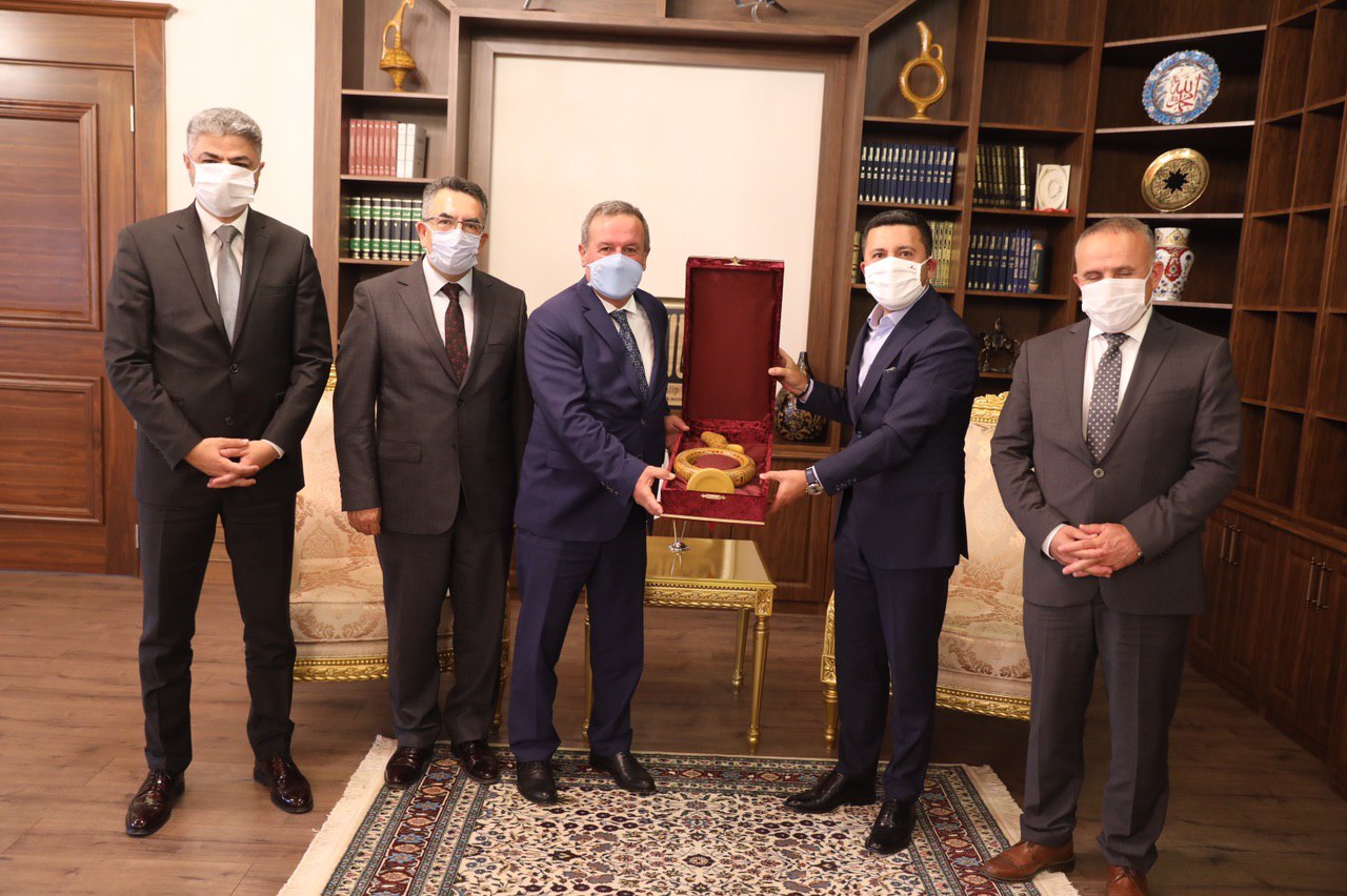 KREDİ YURTLAR KURUMU GENEL MÜDÜRÜ ER, BELEDİYE BAŞKANI ARI’YI ZİYARET ETTİ