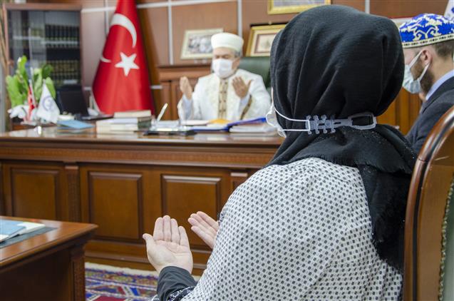 ABD li ana oğul Müslüman oldular