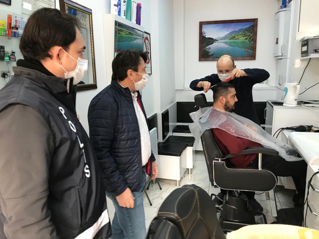 Berber, kuaför ve güzellik salonları denetlendi