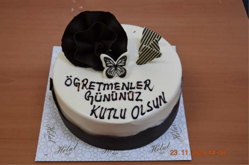 Cezaevinde öğretmenler günü kutlaması