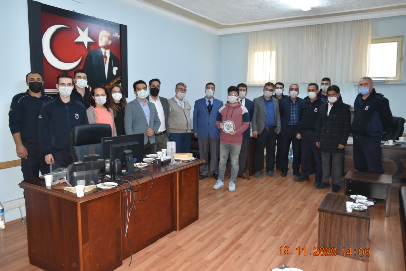 İlk diş hekimleri gününü kutladı