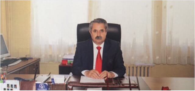 AKP, yine elinde esaret dolu bir torbayla demokrasinin karşısına dikilmiştir