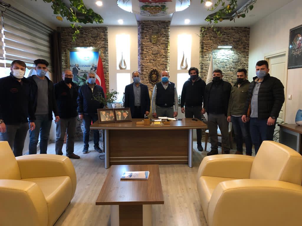 Yılmaz peynirci esnafıyla görüştü