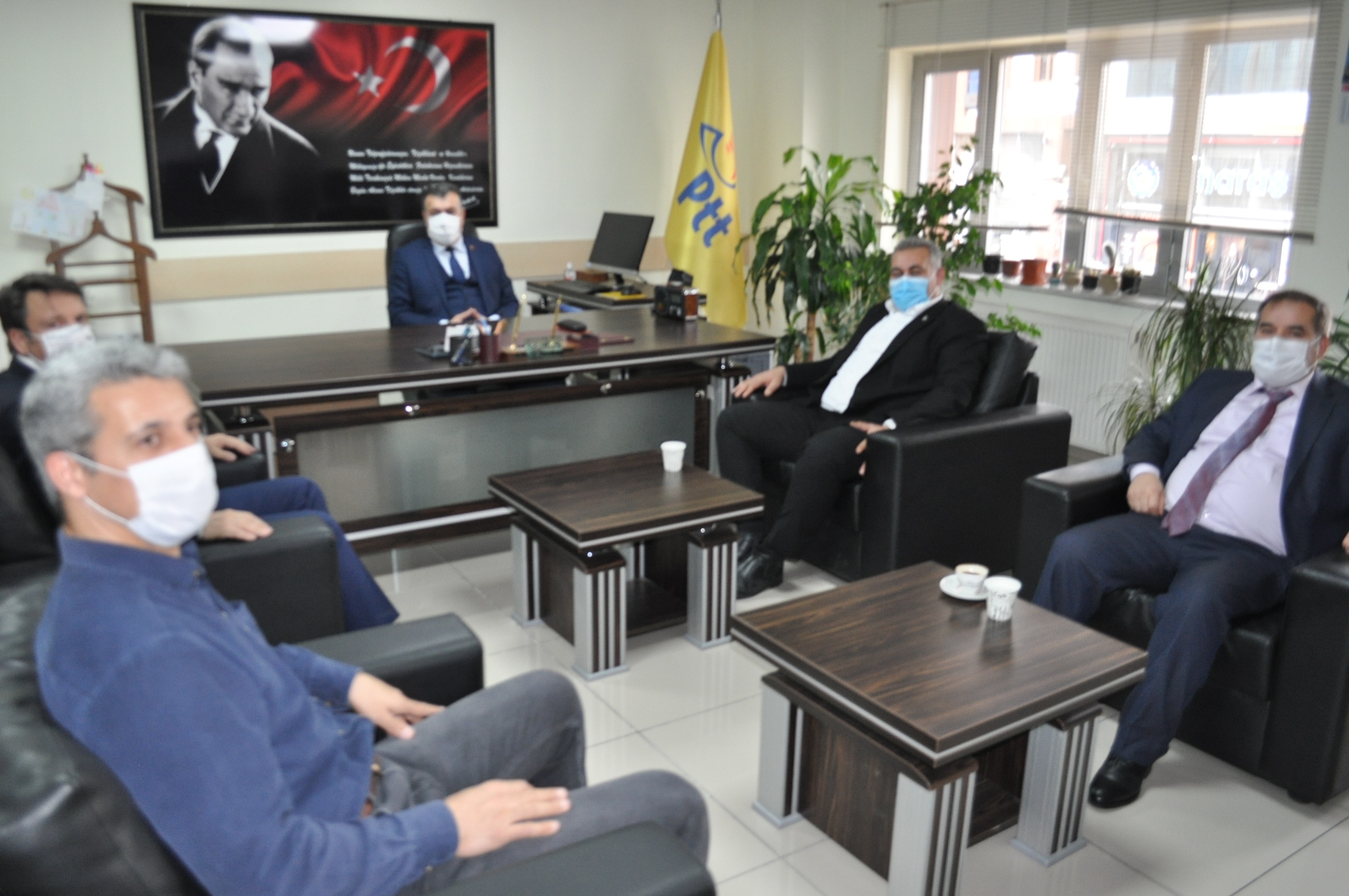 MHP’nin kurum ziyaretleri sürüyor