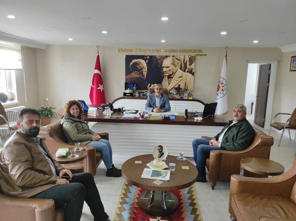 Altıok mahalle muhtarlarıyla bir araya geldi