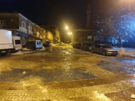 Kavak’ta karla mücadele aralıksız sürüyor