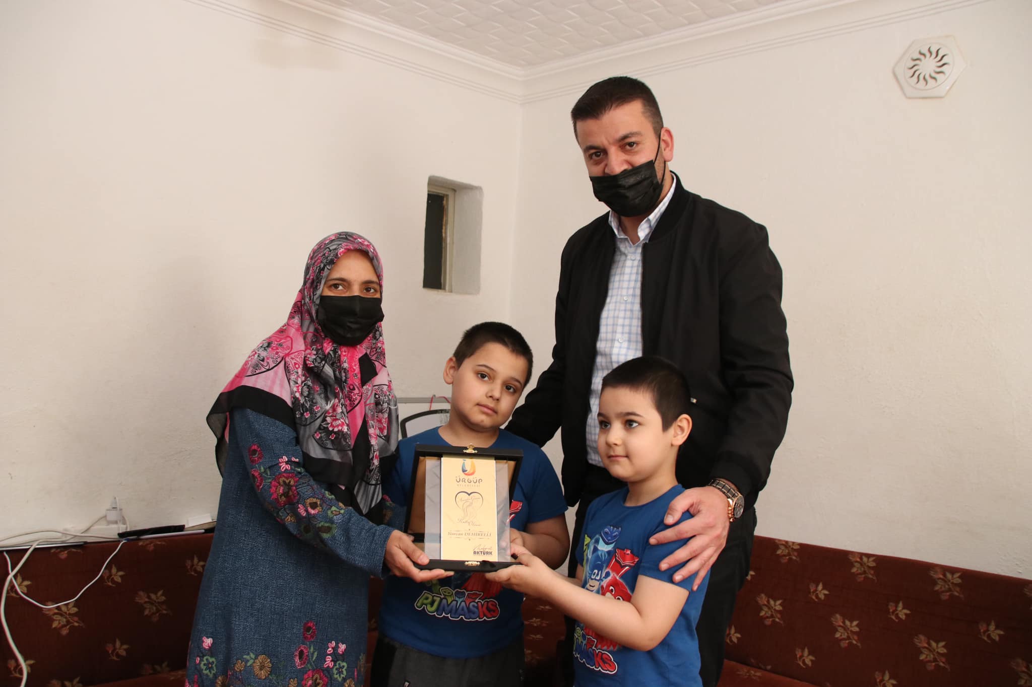 Anneler Gününde Anlamlı Ziyaretler