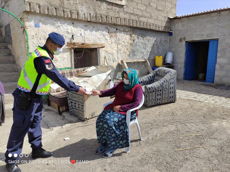 Acıgöl’de ihtiyaç sahiplerine ödemeleri yapılıyor