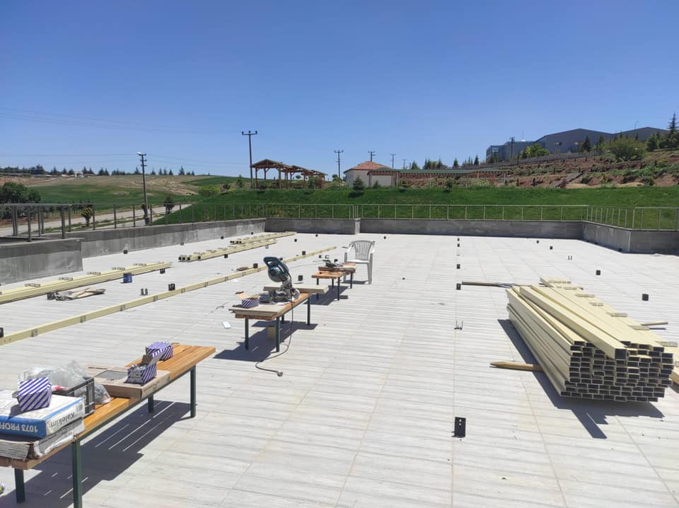 Hacıbektaş’ta Serçeşme parkına teras yapılıyor