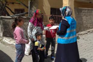 “ARİFE ÇİÇEKLERİ” PROJESİ İLE YETİMLERİN YÜZÜ GÜLDÜ…
