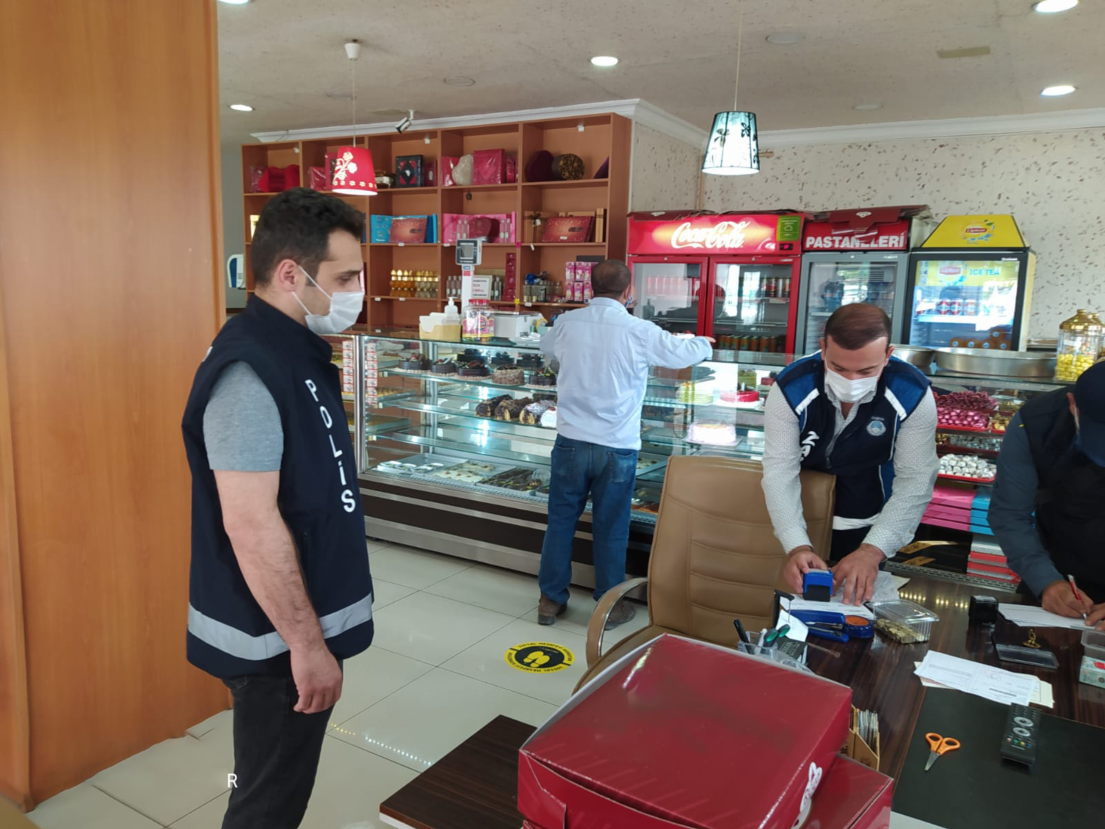 ZABITA EKİPLERİ DENETİMLERİNİ SÜRDÜRÜYOR