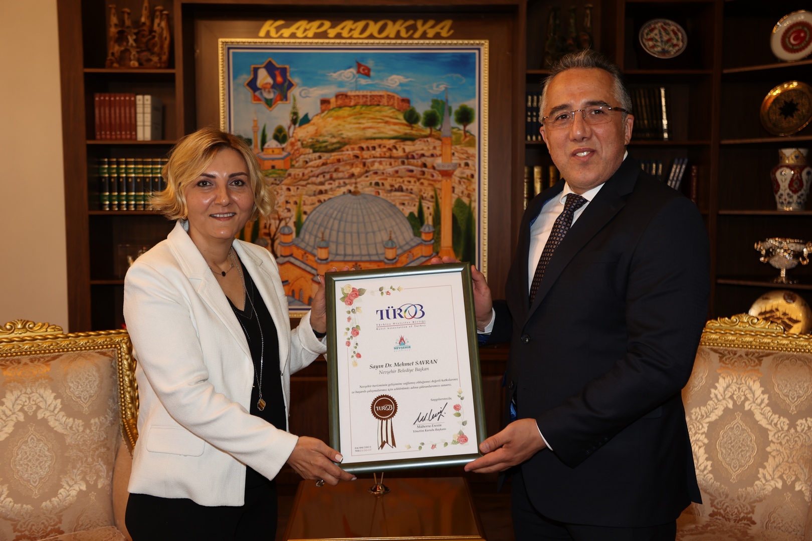 TÜROB BAŞKANI ERESİNDEN BELEDİYE BAŞKANI SAVRAN’A ZİYARET