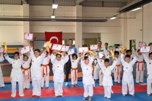 Karate kuşak sınavı yapıldı