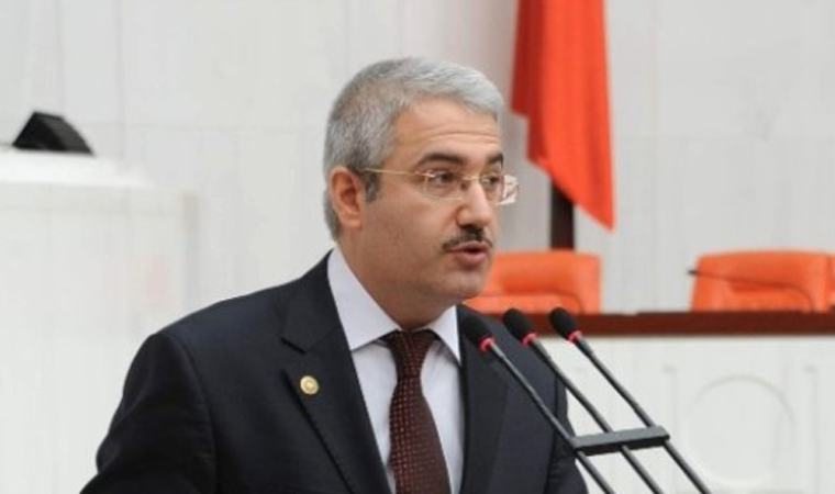 AK Partili eski vekile Kızılay’dan 30 bin TL maaş