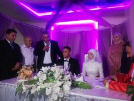 Başkan Kaya yeni çiftlere Kuranı Kerim hediye etti