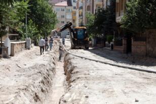 YENİ MAHALLE’DE İÇME SUYU HATTI YENİLENİYOR