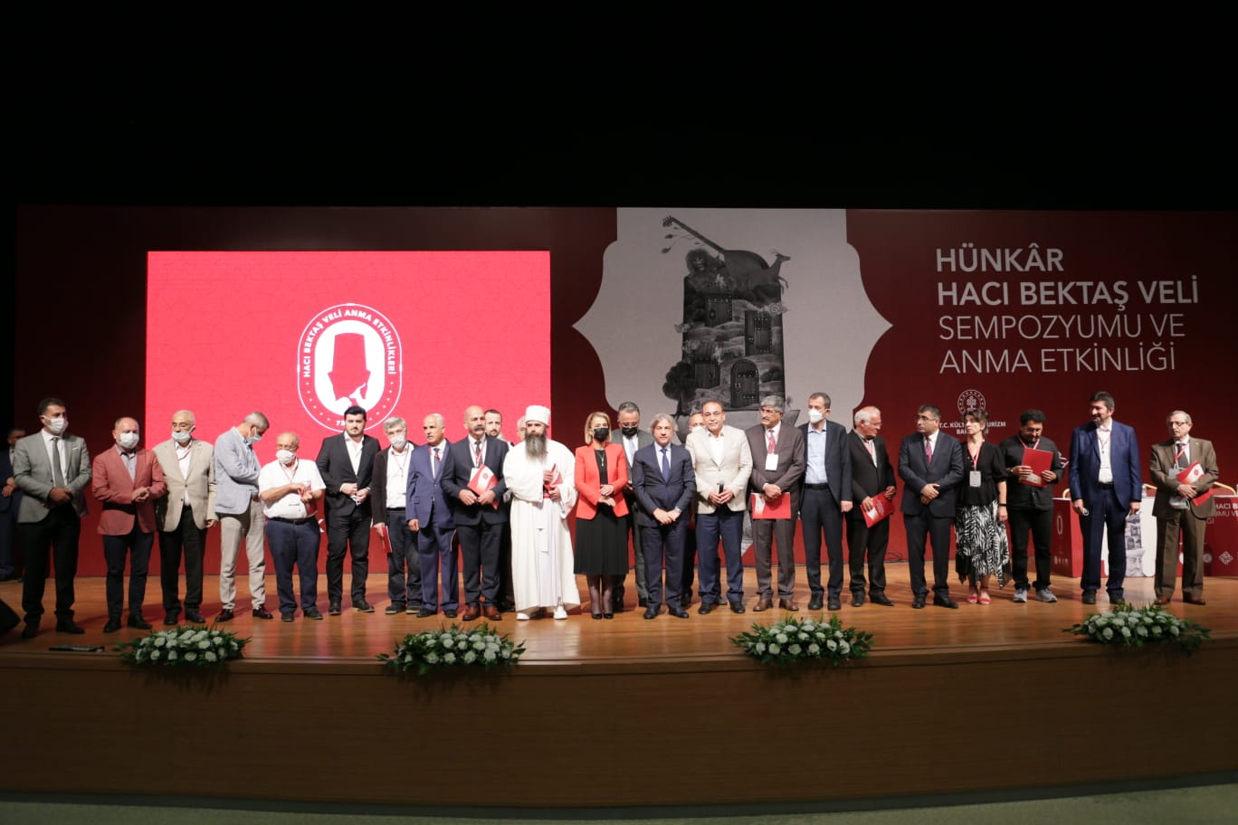 İNSANLIĞIN ÖZÜ, PİR VELİ’NİN SÖZÜ” TEMASIYLA HACI BEKTAŞ VELİ’NİN VEFATININ 750.YIL DÖNÜMÜ ANMA YILI NEVŞEHİR’DE BAŞLADI