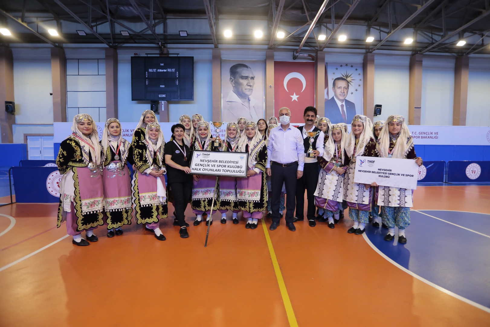 HALK OYUNLARI EKİPLERİMİZ İKİ KATEGORİDE İL BİRİNCİSİ OLDU