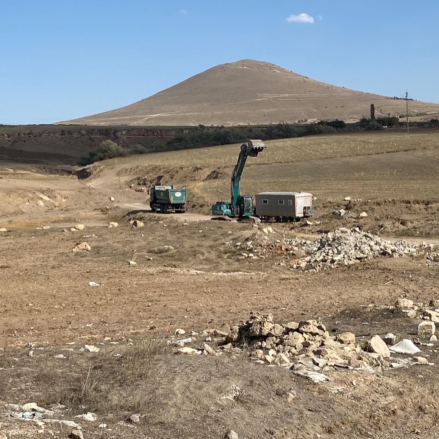 Goble Deresi’nde gölet yapımına başlandı