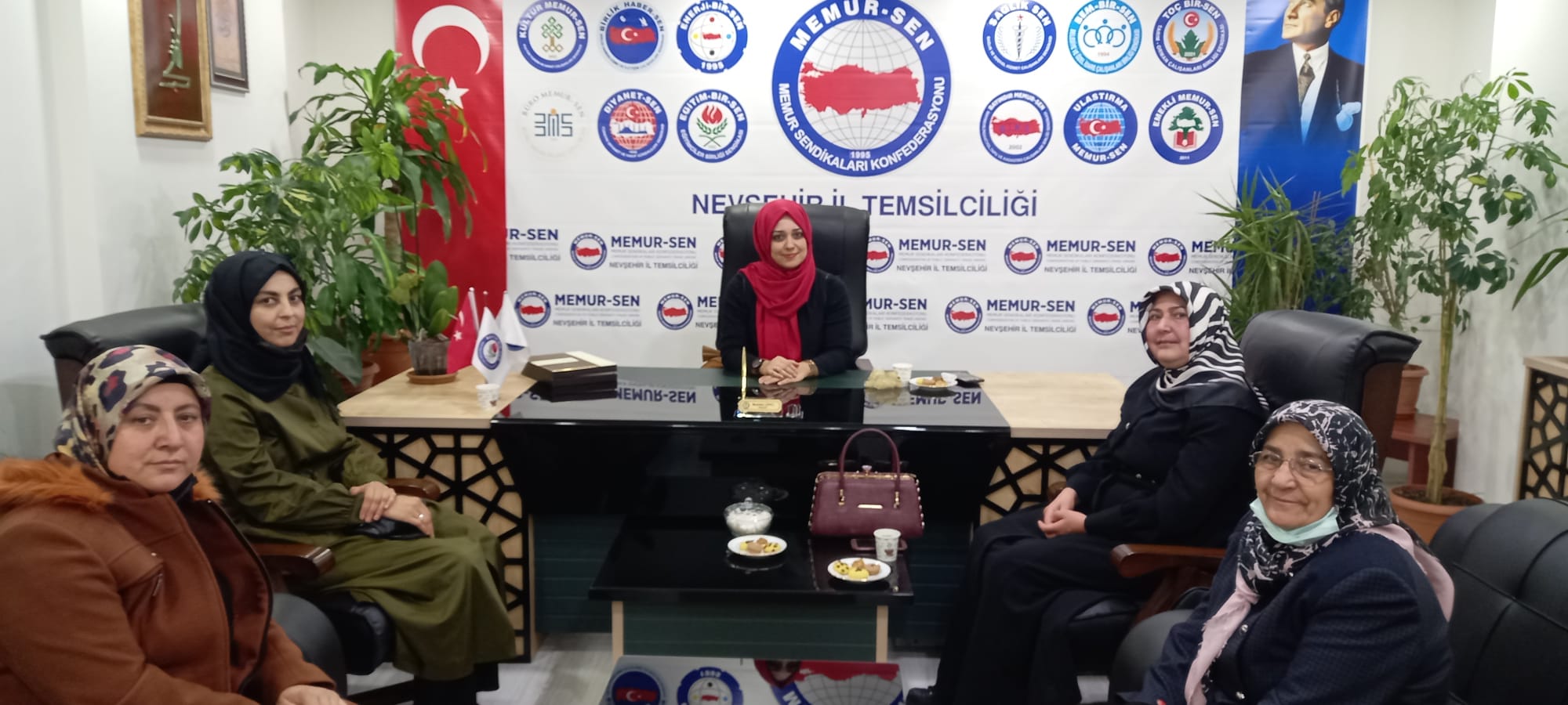 SP Kadın kollarından Eğitim-Bir-Sen’e ziyaret