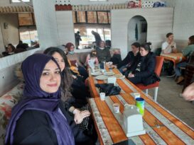 Başkan Taşan Kaymaklı’da kadın eğitimcilerin sorunlarını dinledi