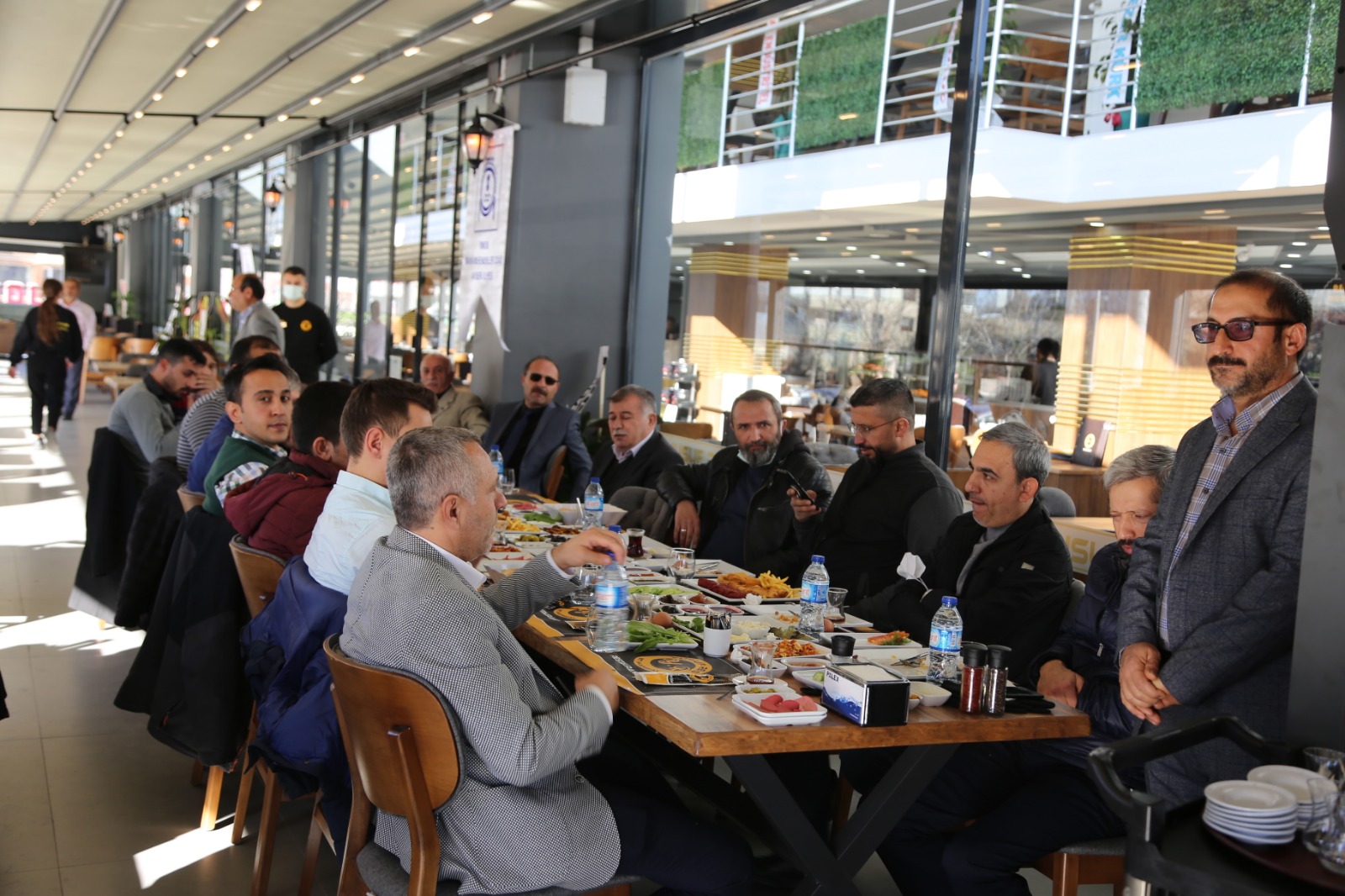 Makine Mühendisleri Kahvaltıda Buluştu