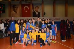 ALTINYILDIZ KOLEJİ BASKETBOL GENÇ TAKIMLARINDAN ÇİFTE KUPA