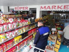 Ürgüp’te zabıta ekipleri marketlerde denetim yaptı