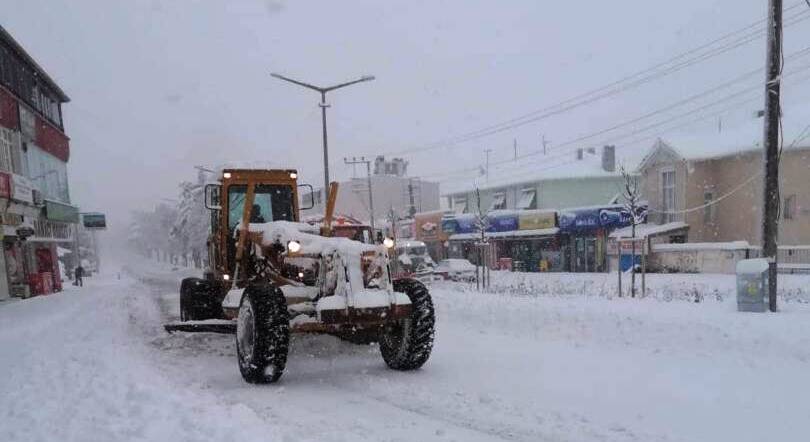 Zorunlu olmadıkça dışarı çıkmayın uyarısı