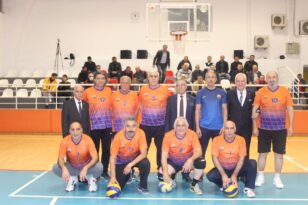 Kapalı by-pass ile hem hayata hem voleybola döndü  