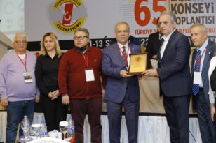 ‘’Basın Özgürlüğüne Kilit vuruluyor’’