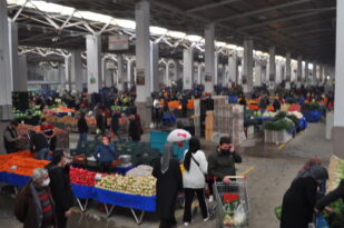 KDV indirimi pazarcıyı da, müşterisini de sevindirdi