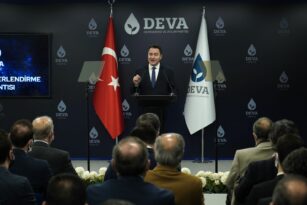 BABACAN’DAN HAYAT PAHALILIĞINA KARŞI DÖRT MADDELİK ÖZEL DESTEK PROGRAMI ÇAĞRISI