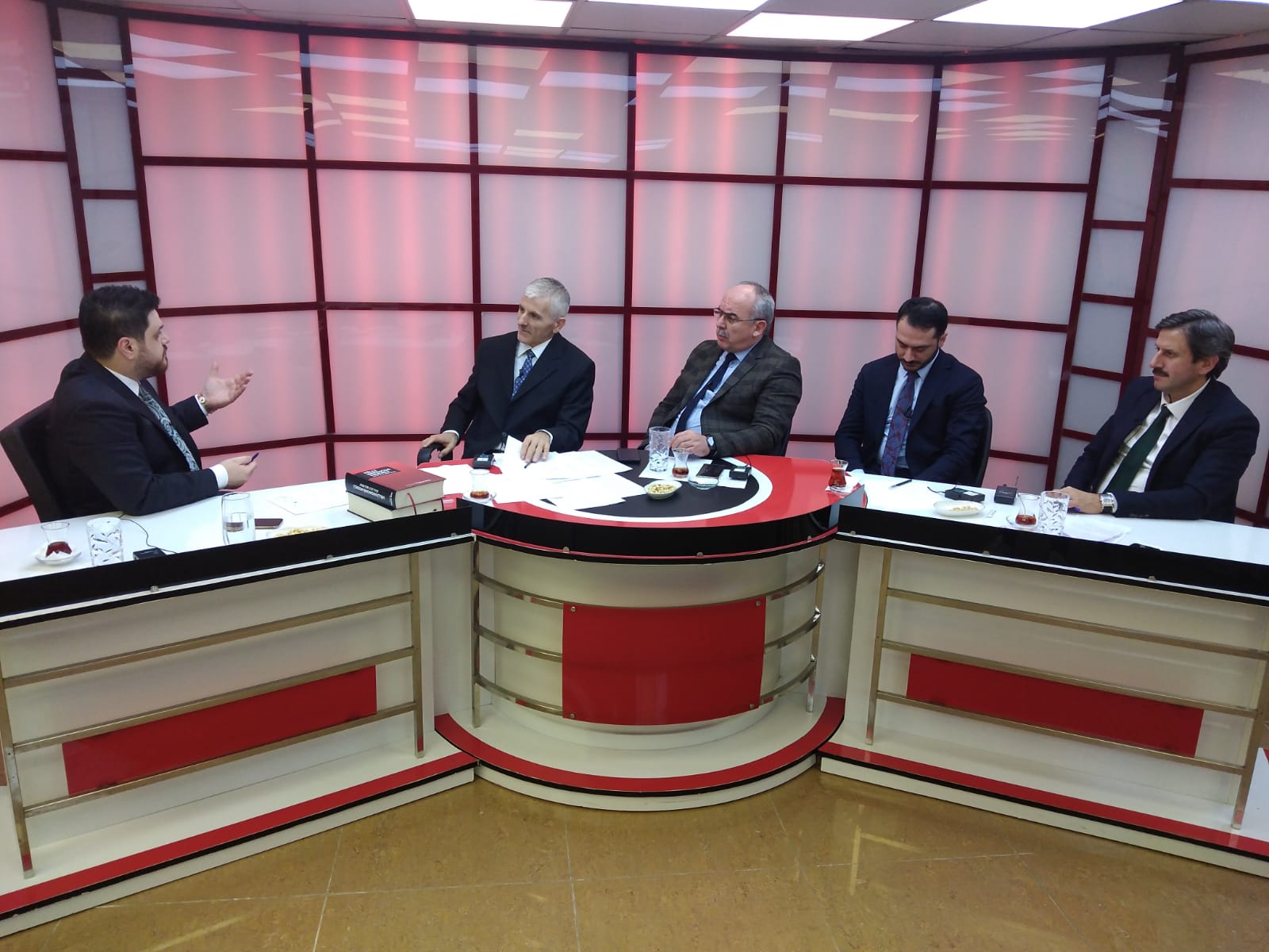 Ne ABD-NATO-AB ne Rusya, tam bağımsız Türkiye…