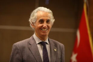 Toplumda kurallara uyma gücü azaldı…