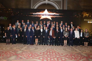 EİB 2021 yılının ihracat yıldızlarını gazetelere verdiği teşekkür ilanlarıyla duyurdu