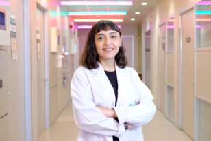 Down sendromlu çocuğun günlük yaşama katılımı desteklenmeli