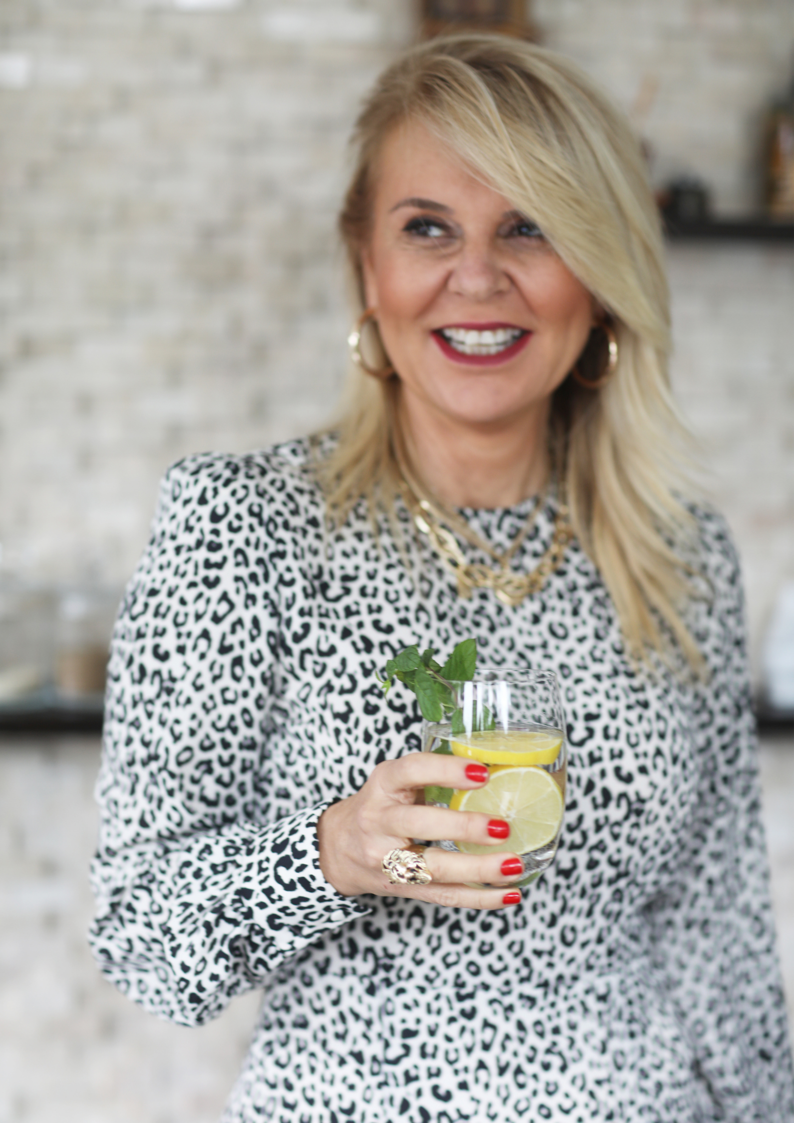 Wellbeing Uzmanı ve Chef Pelin Bozkurt Bilgiç Anti-Enflamatuar Besinlerin Öneminden bahsediyor.