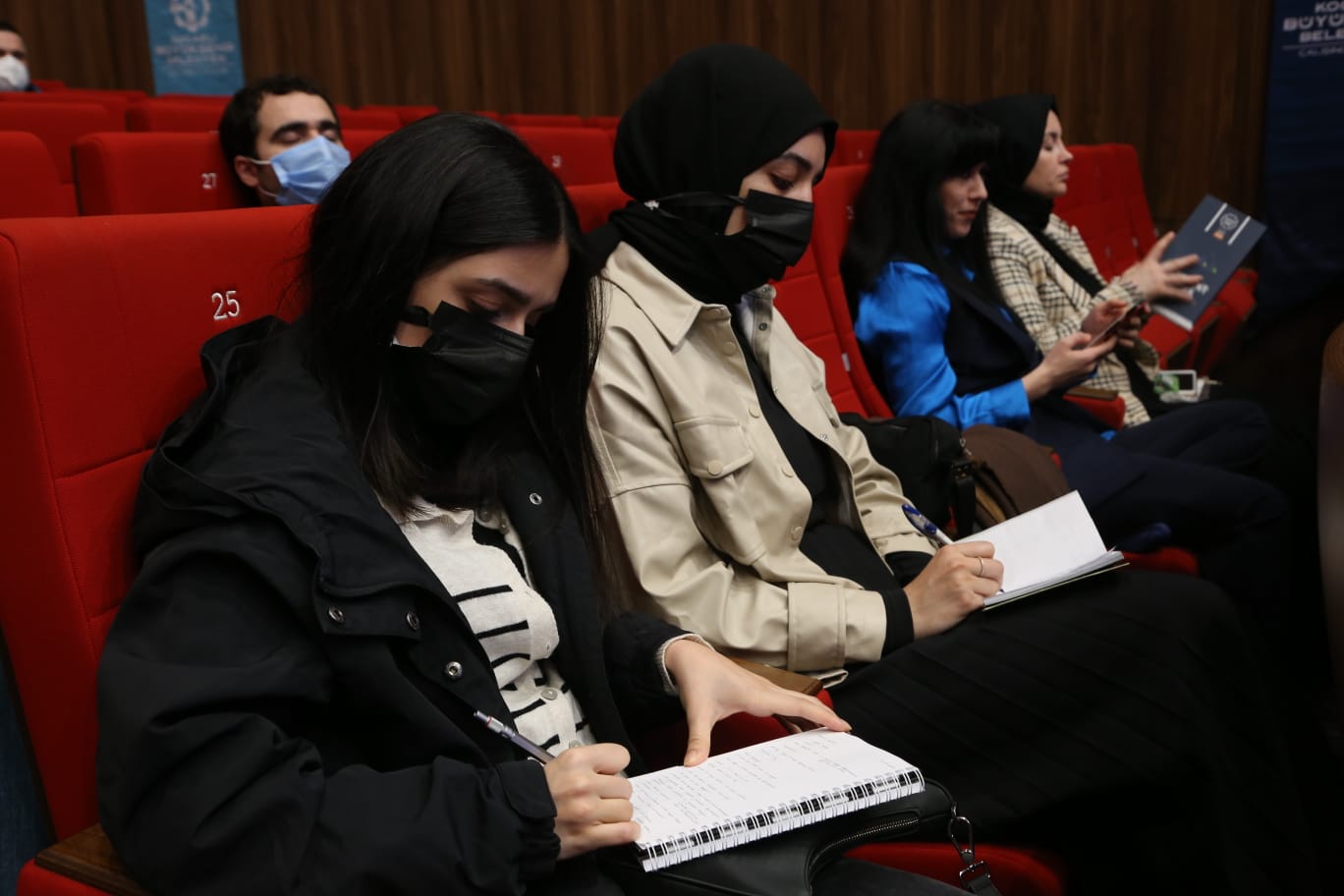 ALEV ALATLI: “TÜRKİYE ŞEHİR PLANINDA ESKİSİ GİBİ DOĞU’YU ÖRNEK ALMALI”