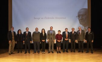 2022’DE ENFEKSİYON HASTALIKLARI VE İMMÜNOLOJİ ALANINDA BİLİM İNSANLARI ÖDÜLLENDİRİLDİ