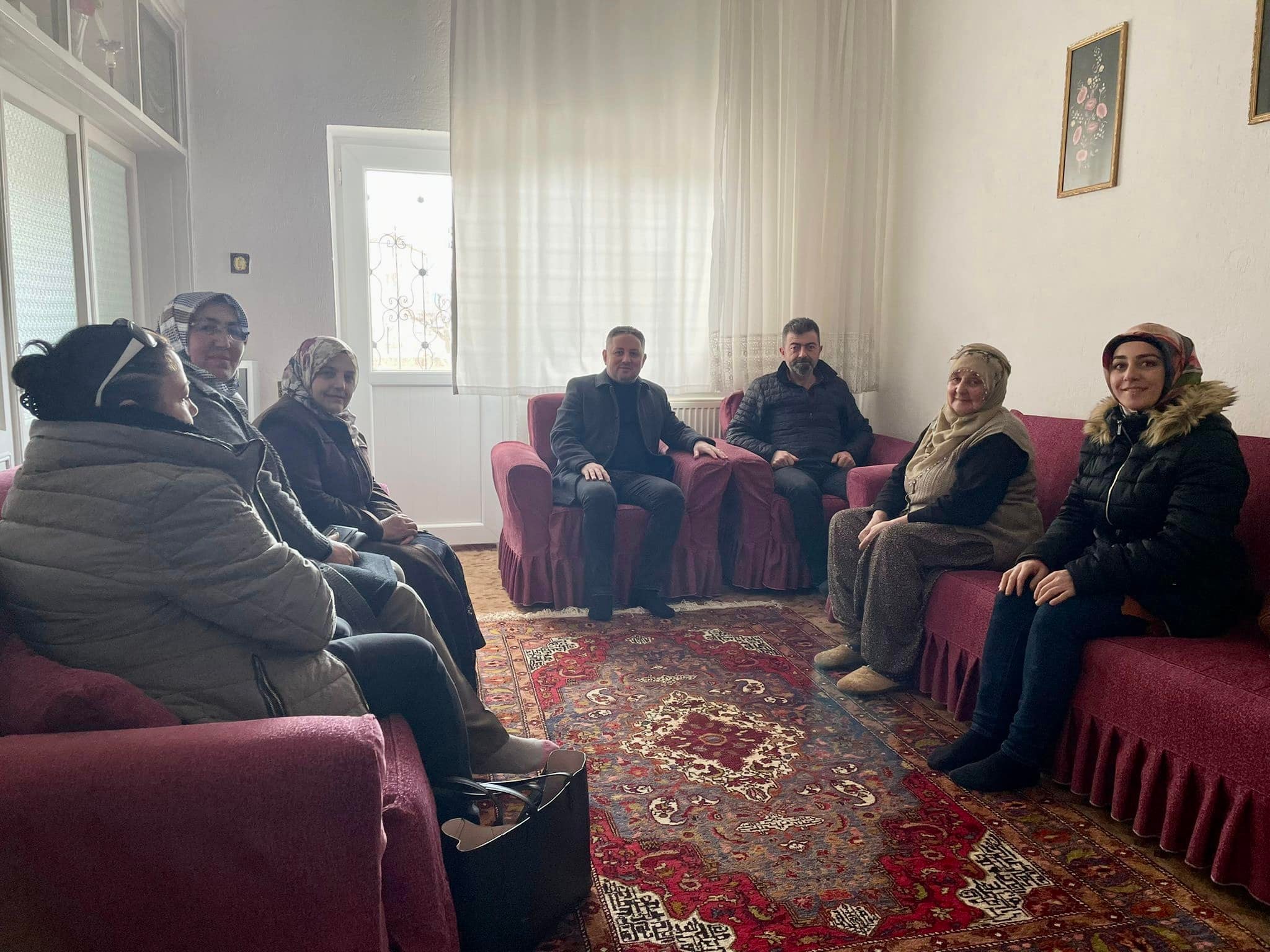 Başkan Ateş ev ziyaretlerindeydi